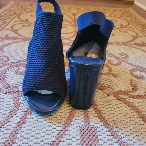 Shoes - Picture 3 of 3